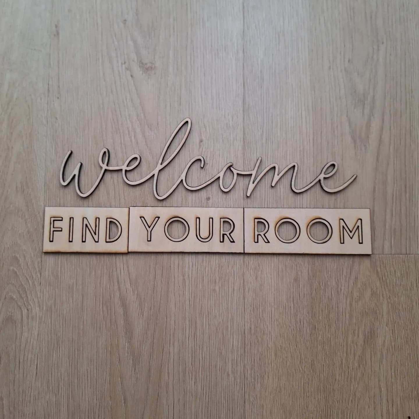 Deko-Schriftzug welcome find your room